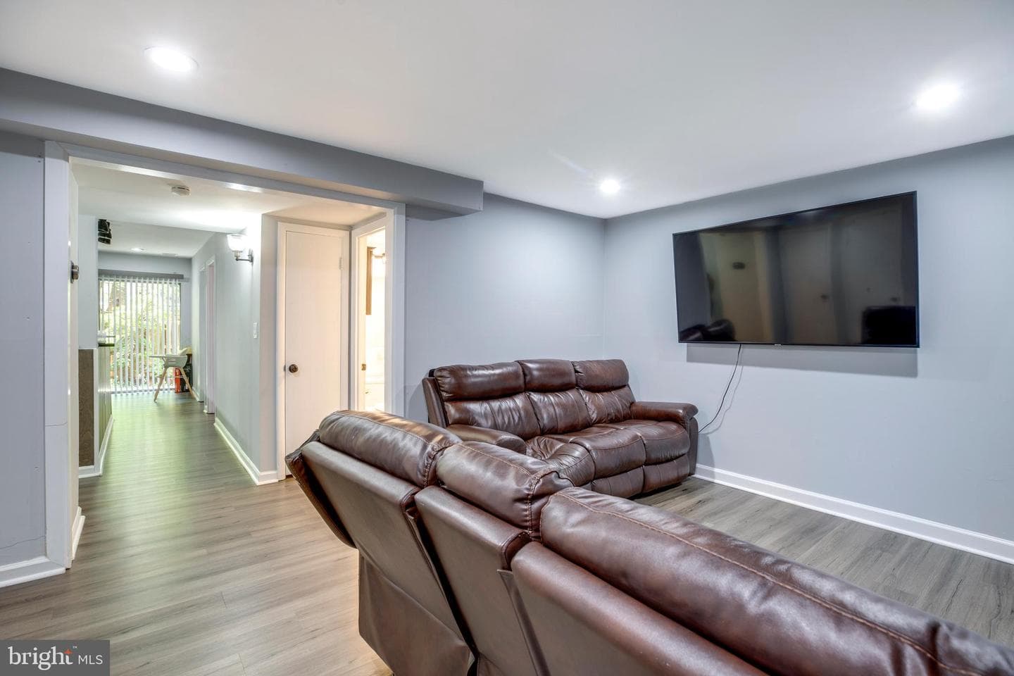 3382 Hewitt Avenue #102 photo 13