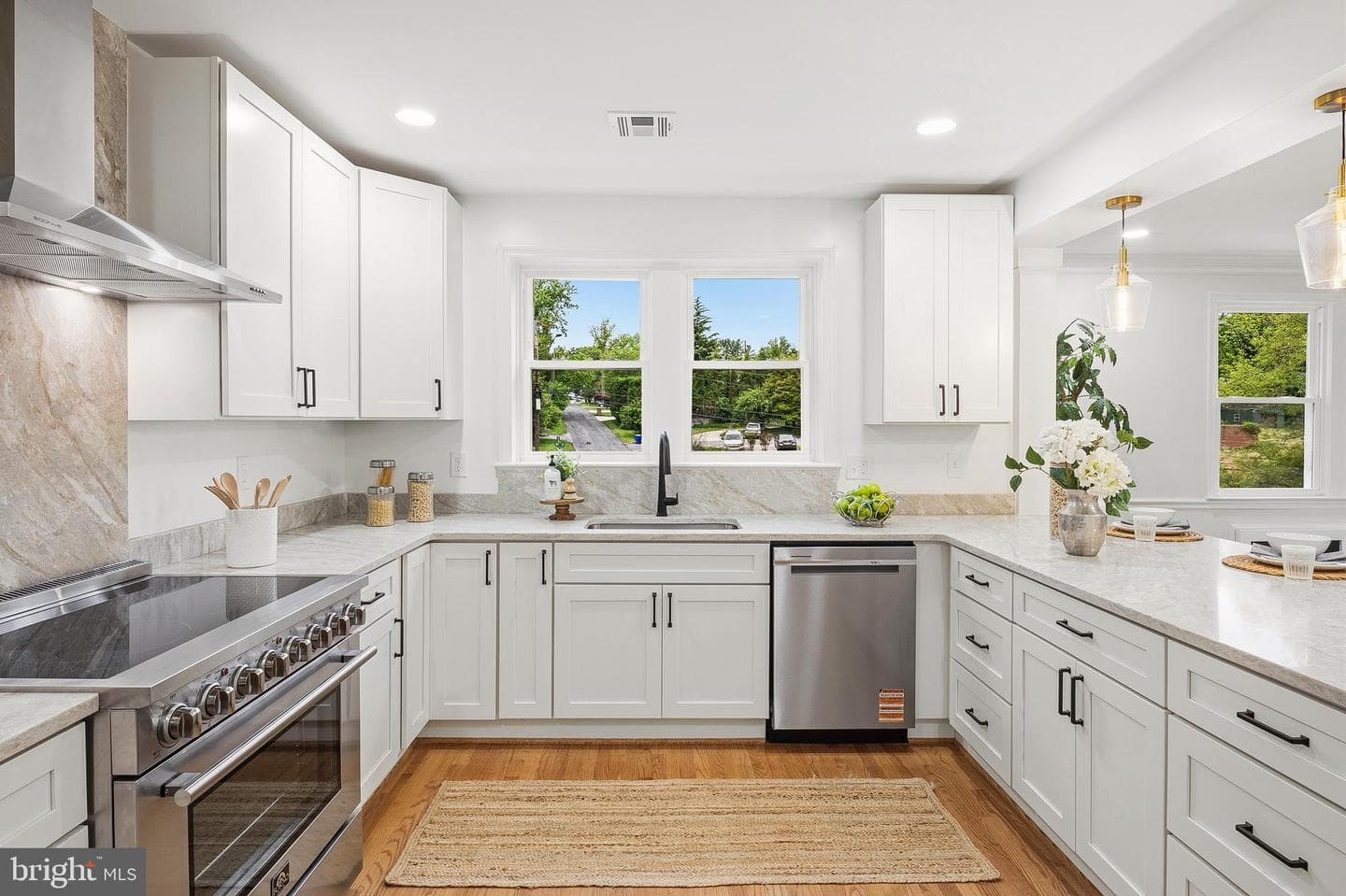 206 Shaw Avenue photo 11