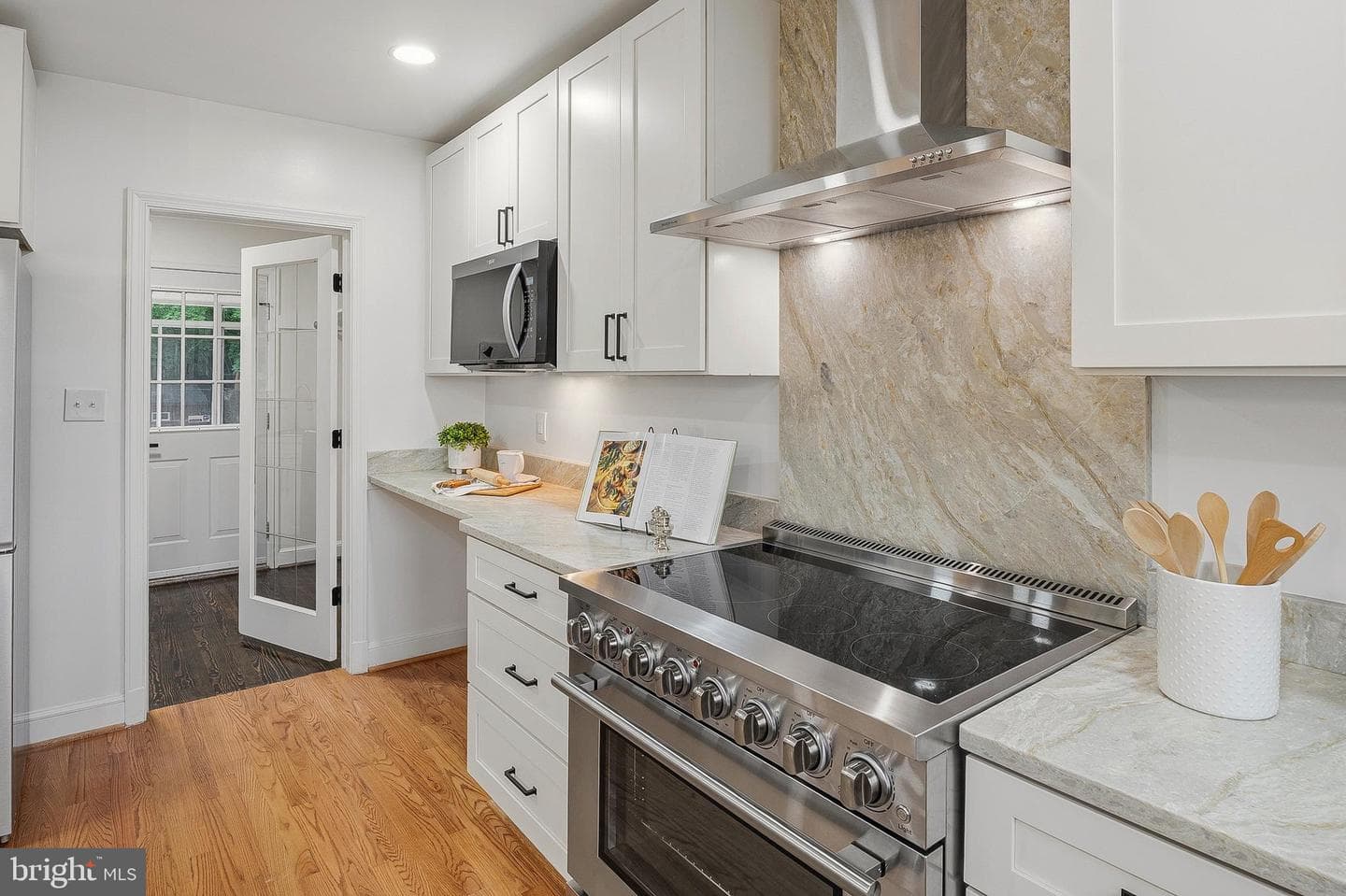 206 Shaw Avenue photo 14