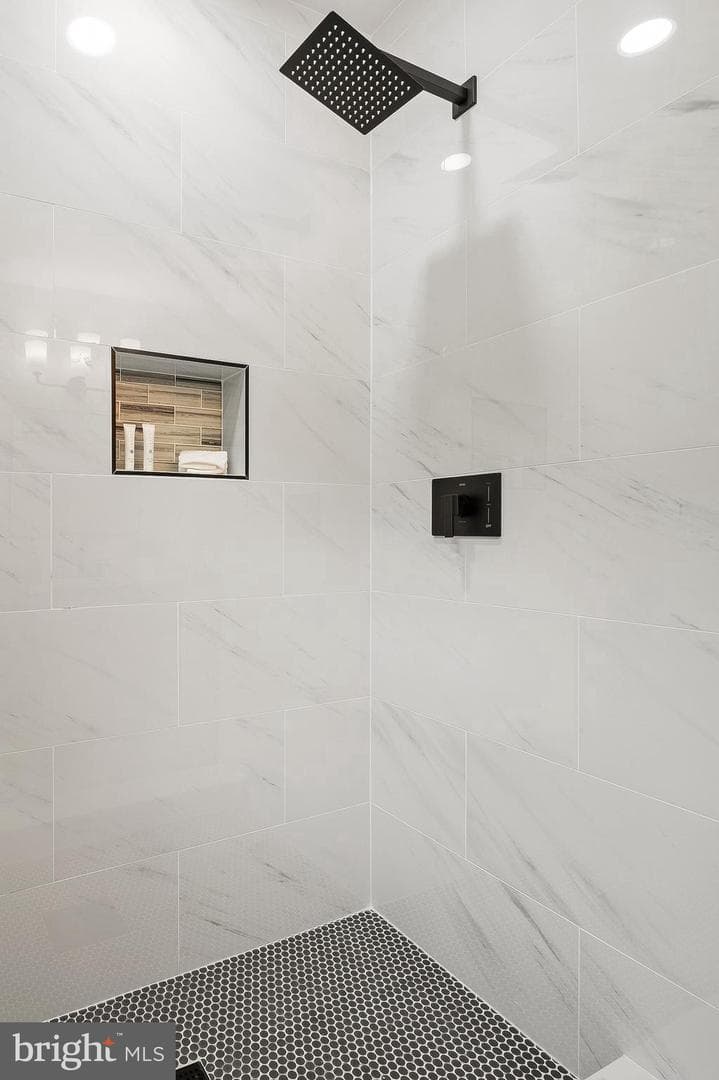 206 Shaw Avenue photo 36