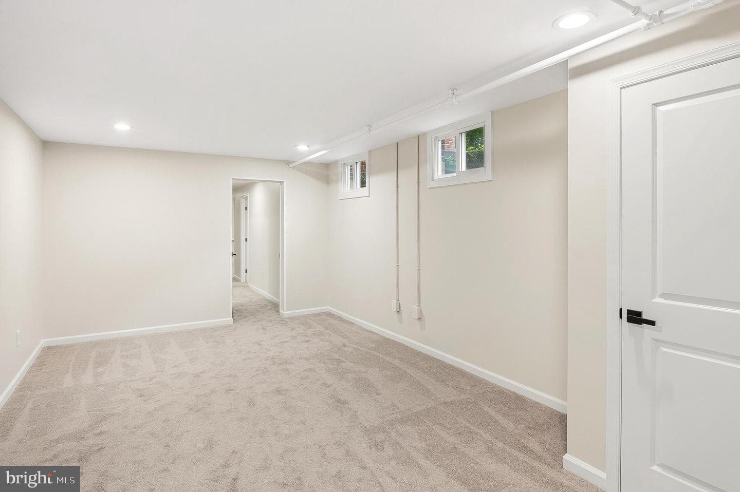 206 Shaw Avenue photo 39