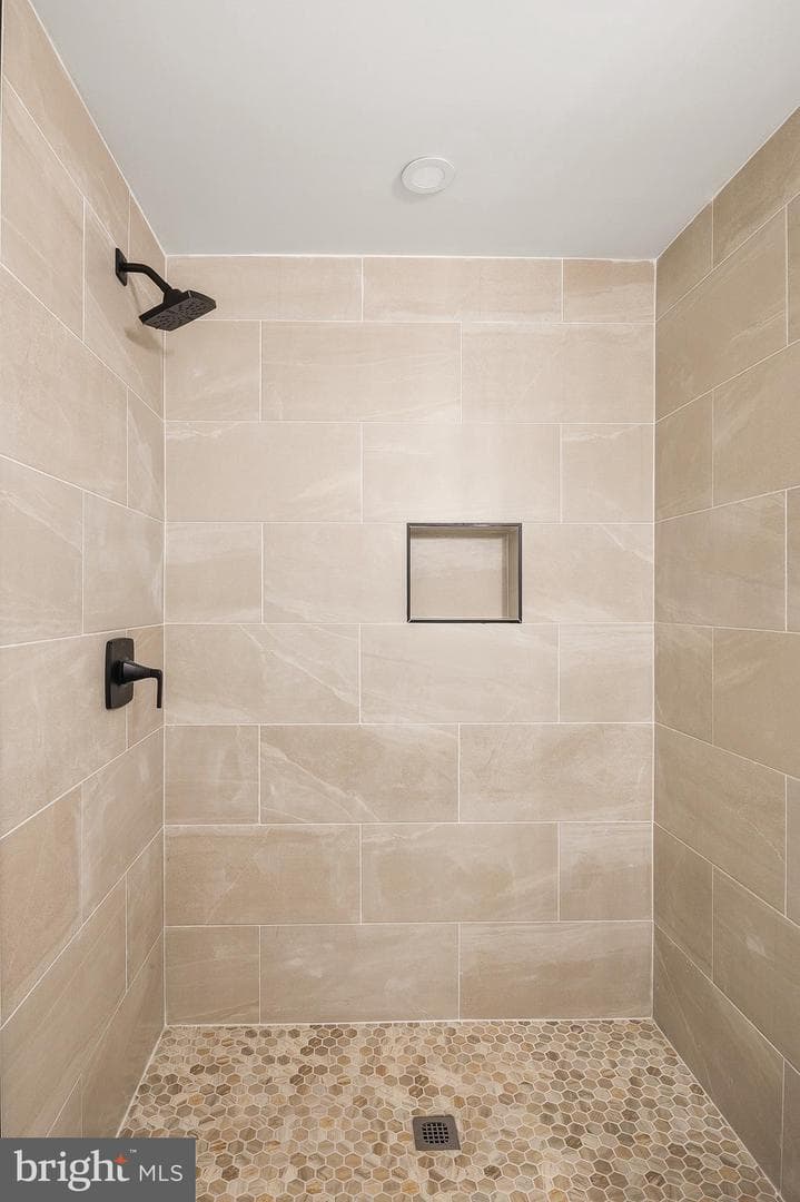 206 Shaw Avenue photo 45