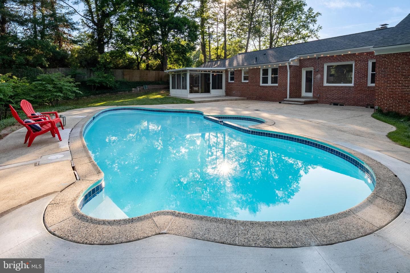 206 Shaw Avenue photo 56