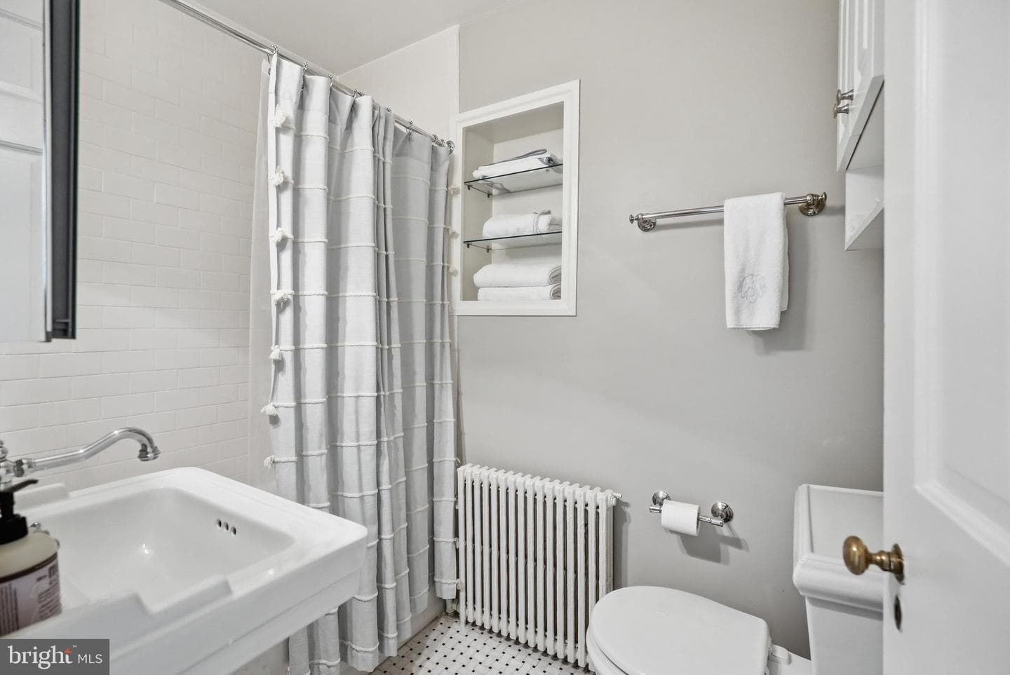 8504 Lynwood Place photo 35