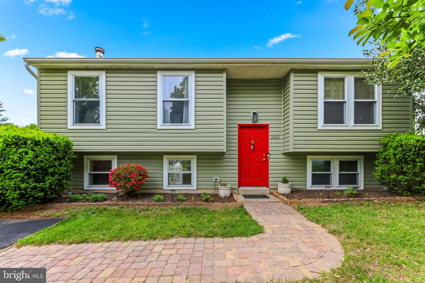 25948 Largo Court photo 1