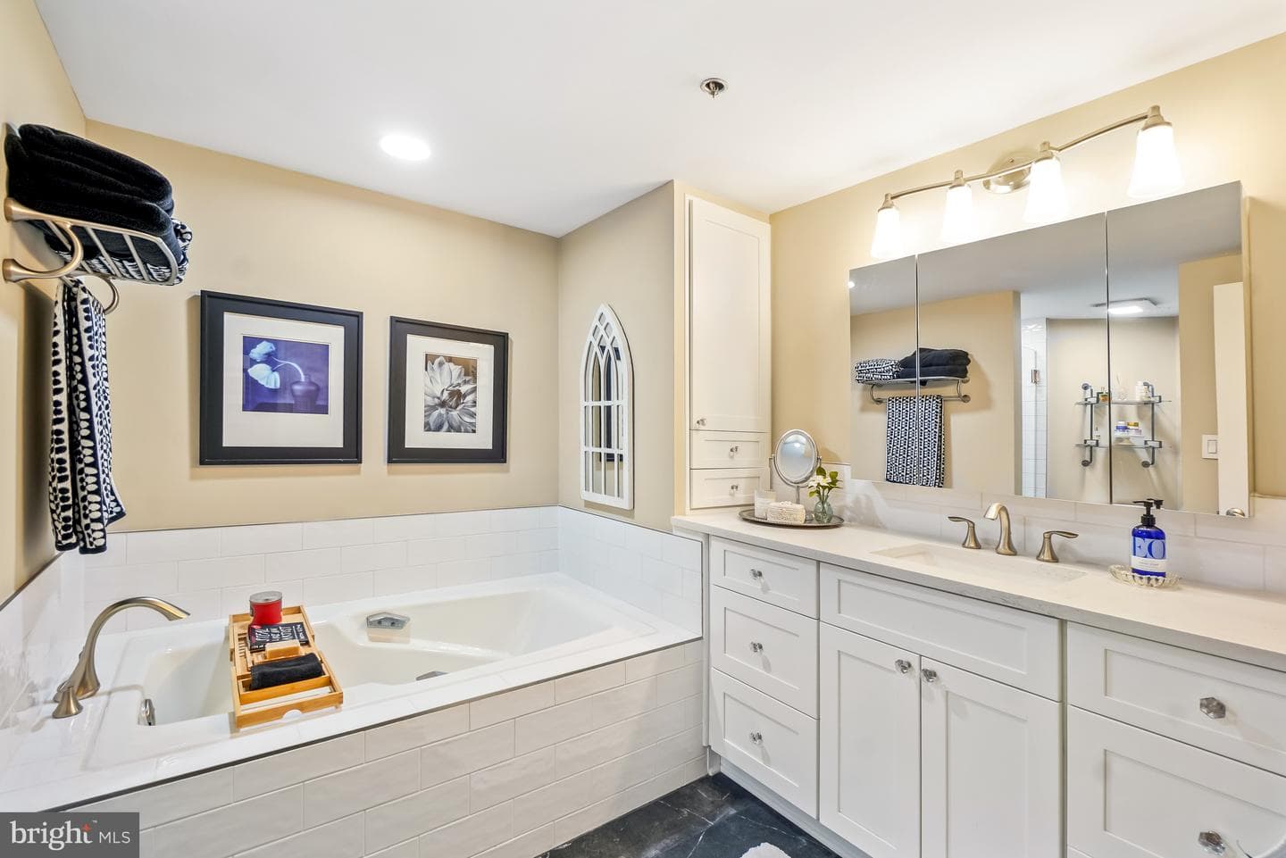 5802 Nicholson Ln # 2-202 photo 19