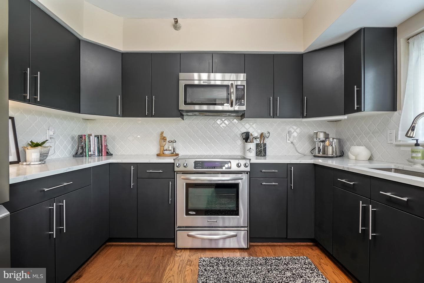 5802 Nicholson Ln # 2-202 photo 9