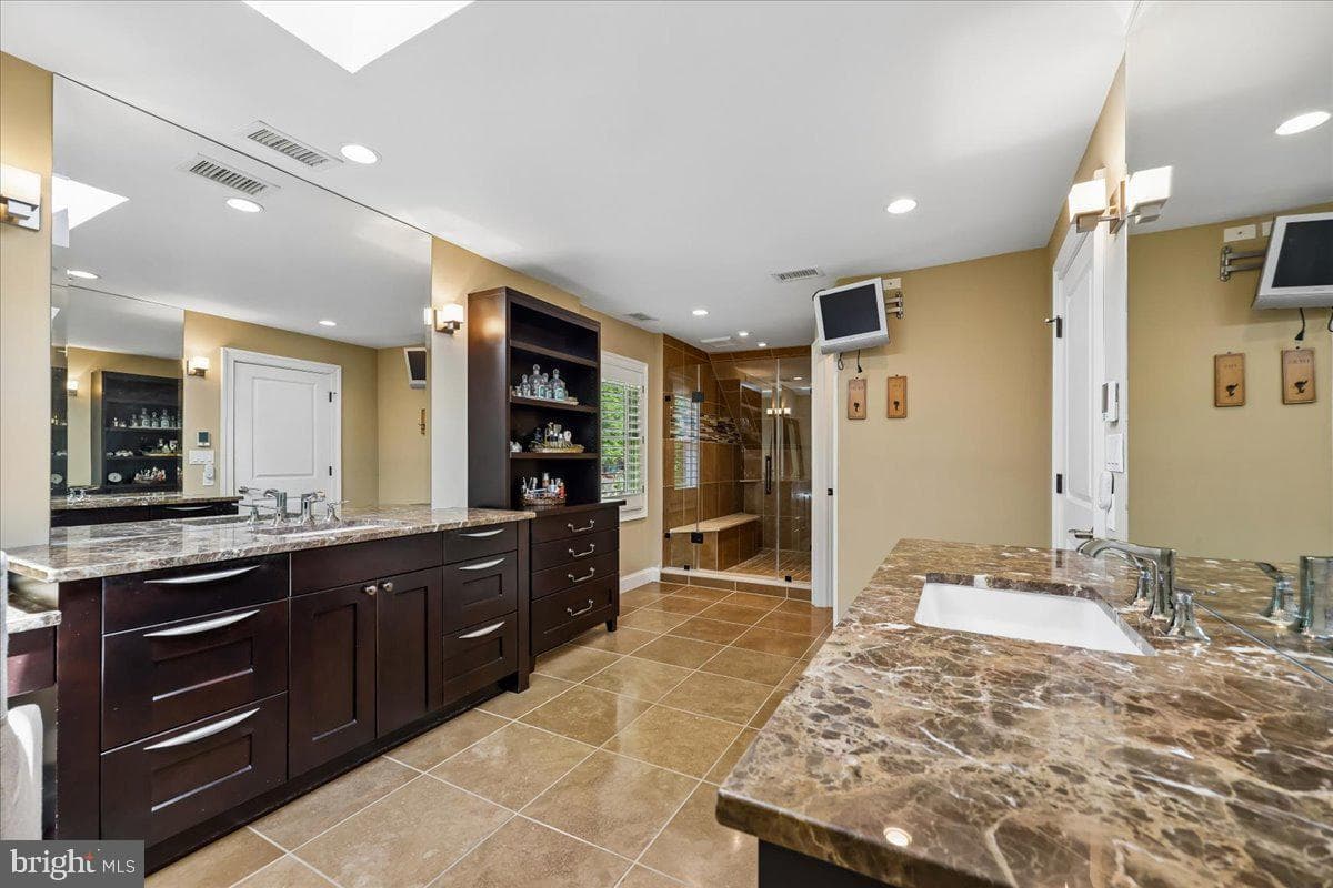 6904 Earlsgate Way photo 26