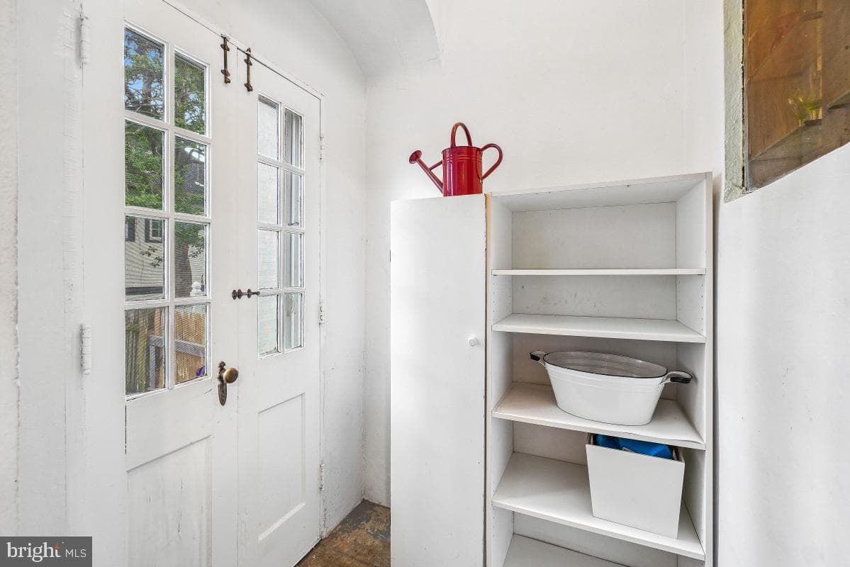 6 Philadelphia Avenue photo 15