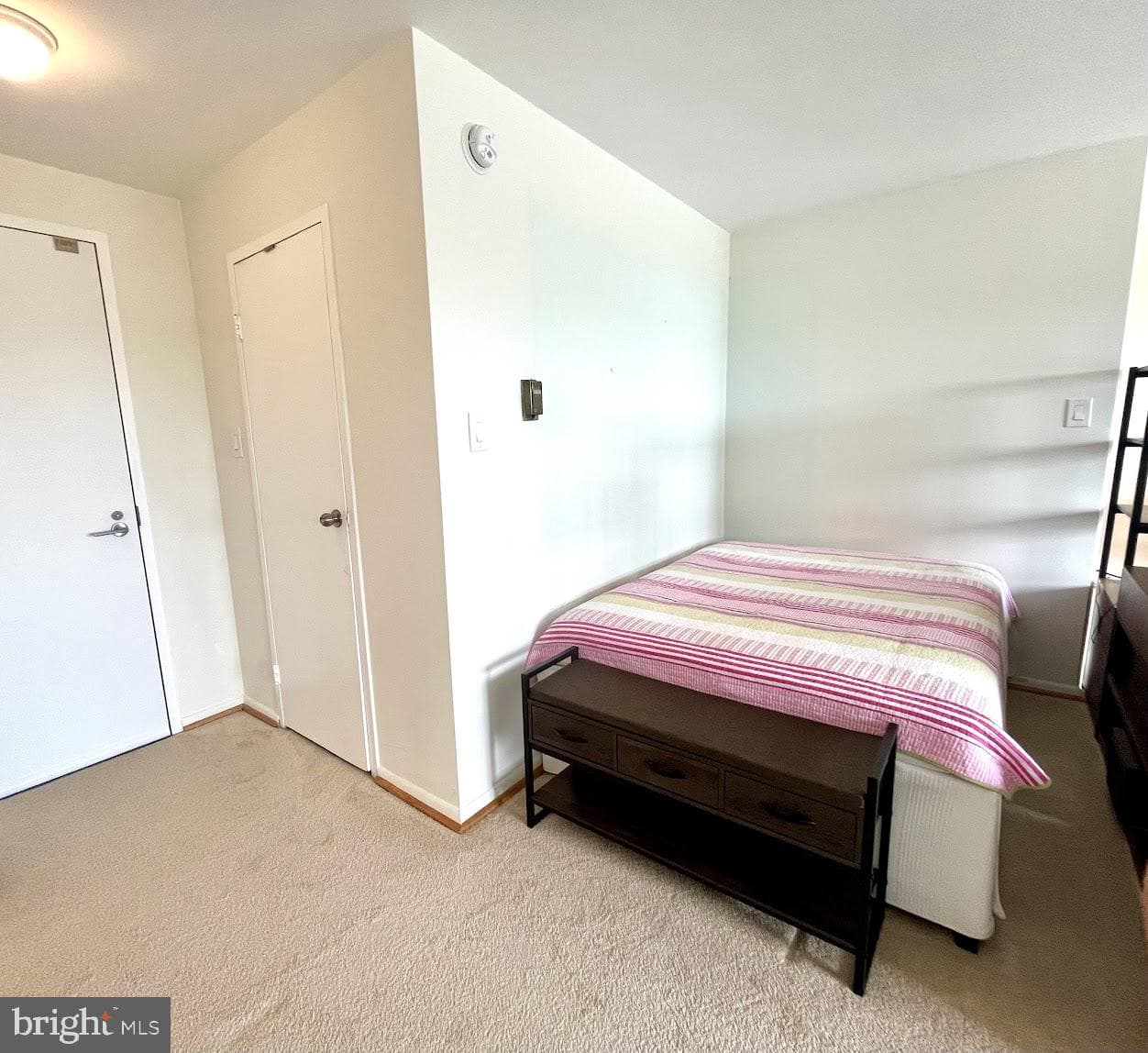 10201 Grosvenor Pl # 1412 photo 20