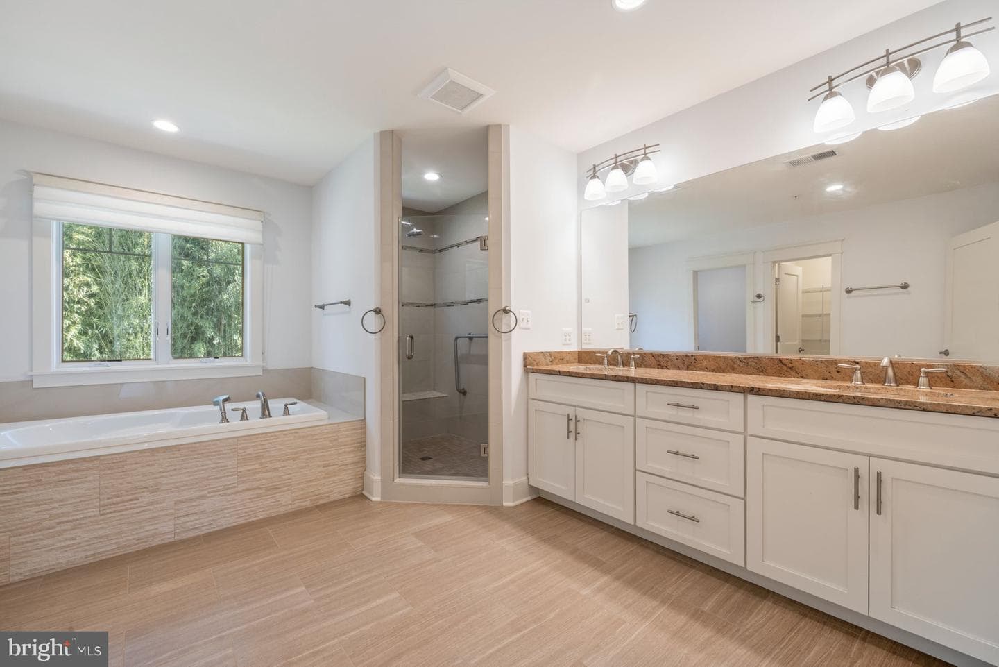 8905 Hempstead Avenue photo 47