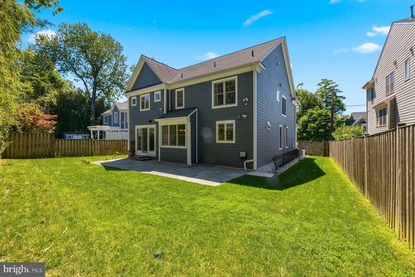 8905 Hempstead Avenue photo 63