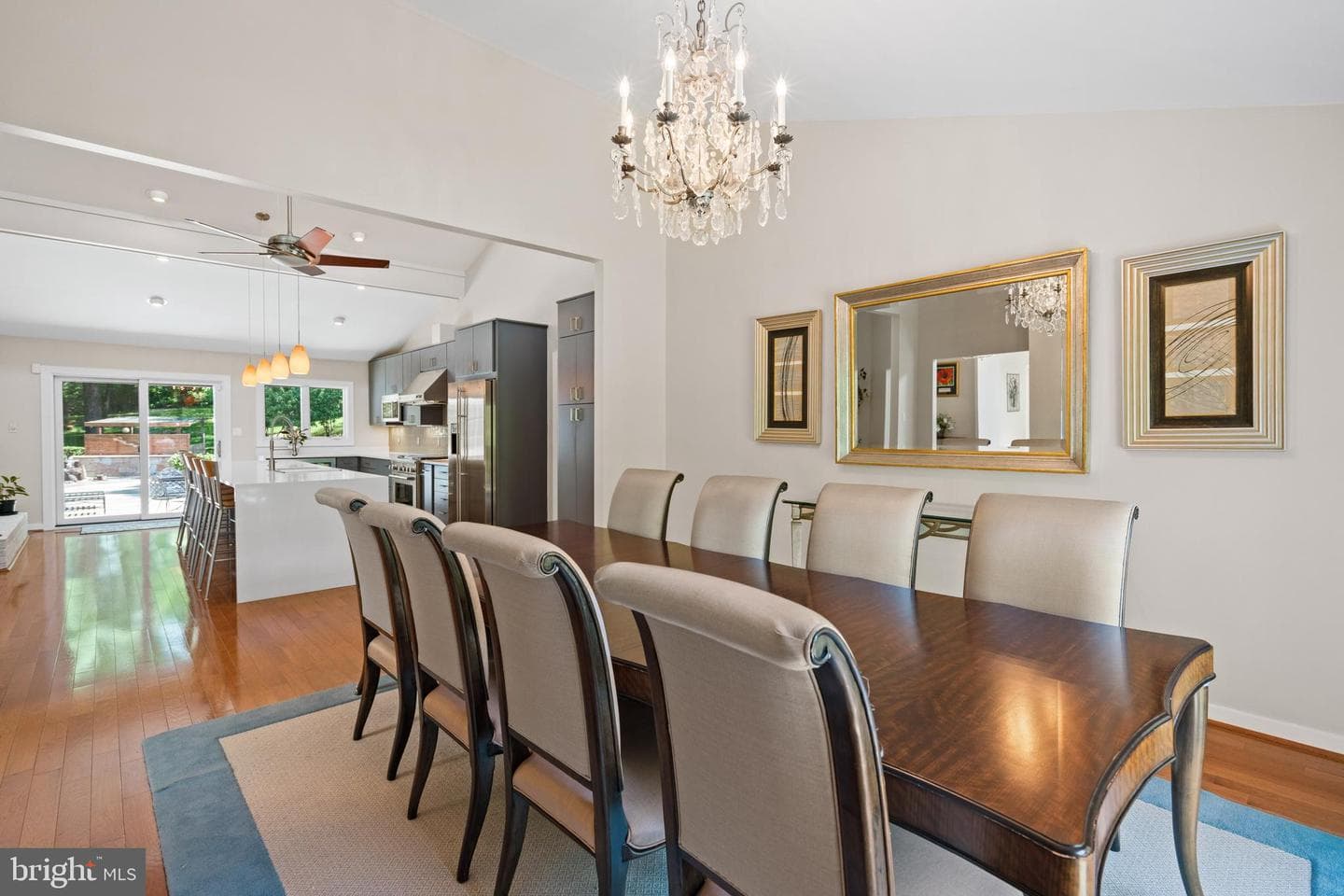 6825 Capri Place photo 15