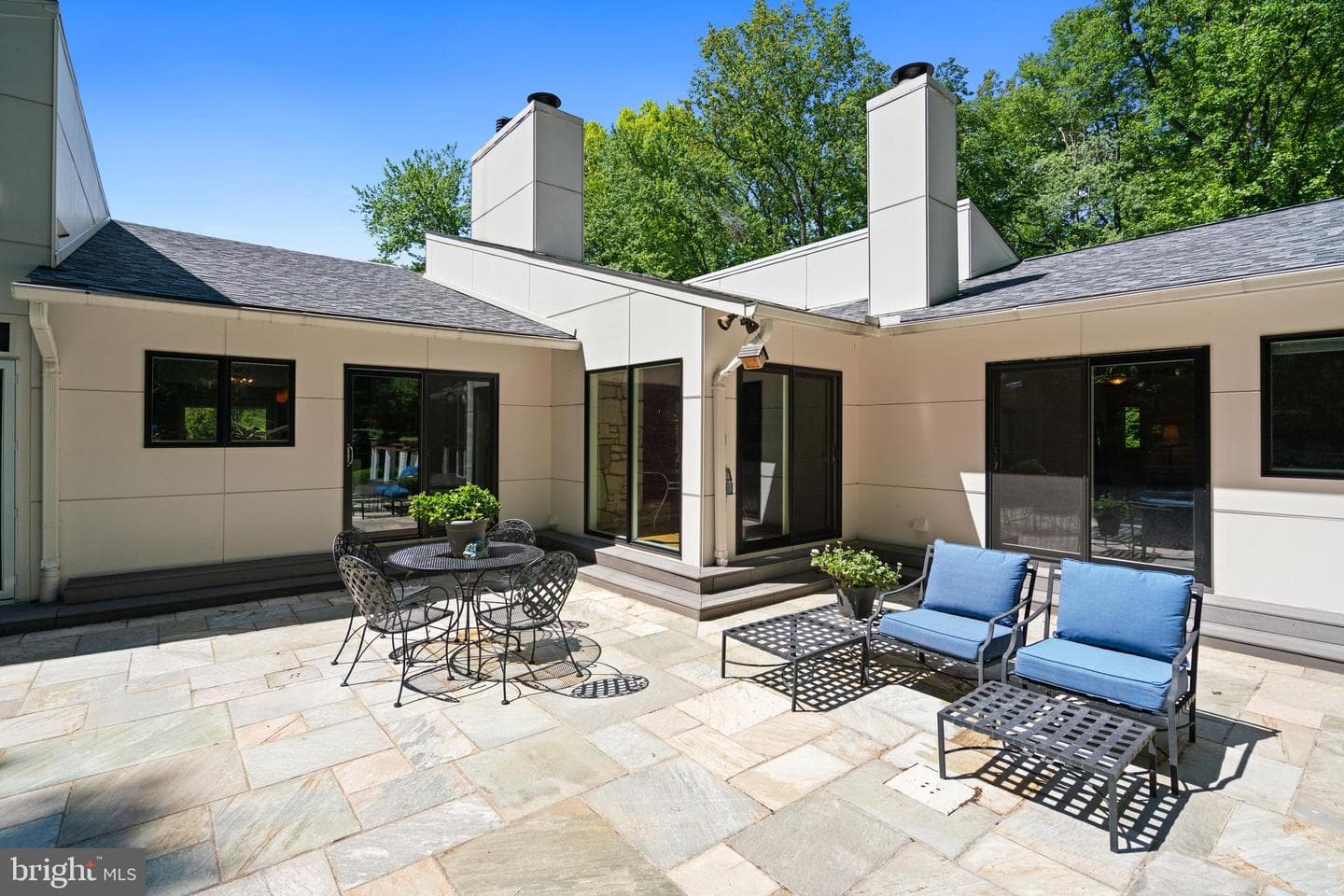 6825 Capri Place photo 44