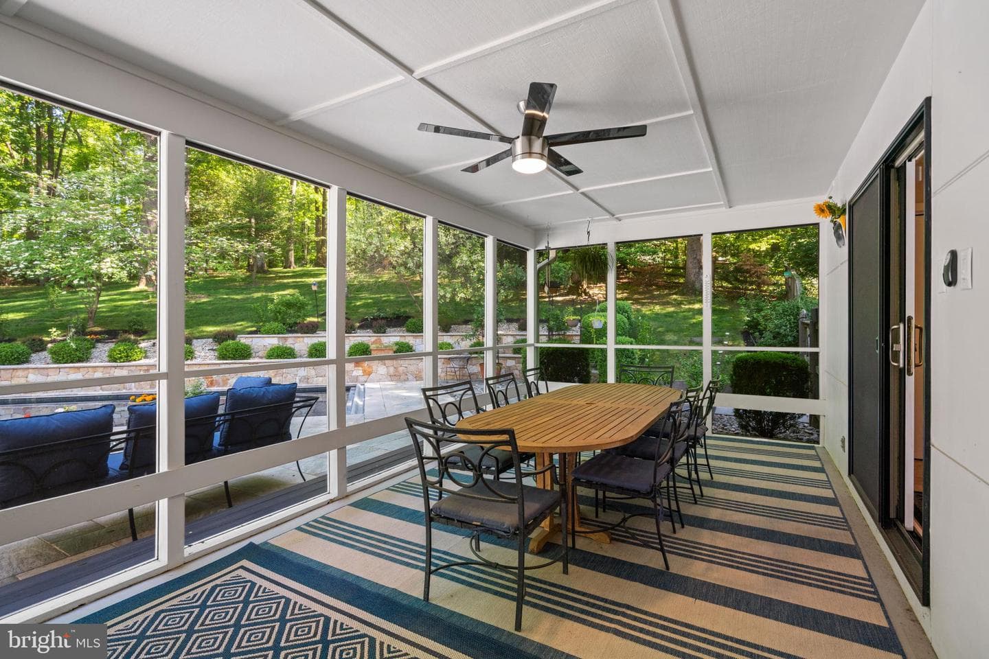 6825 Capri Place photo 47