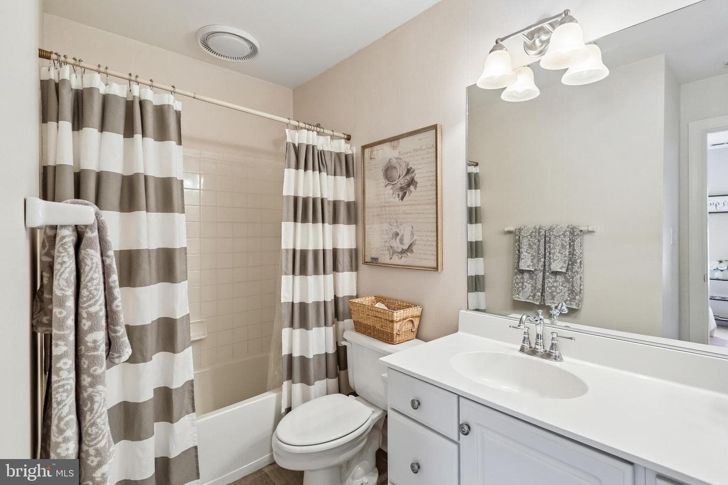 9904 Founders Way photo 30
