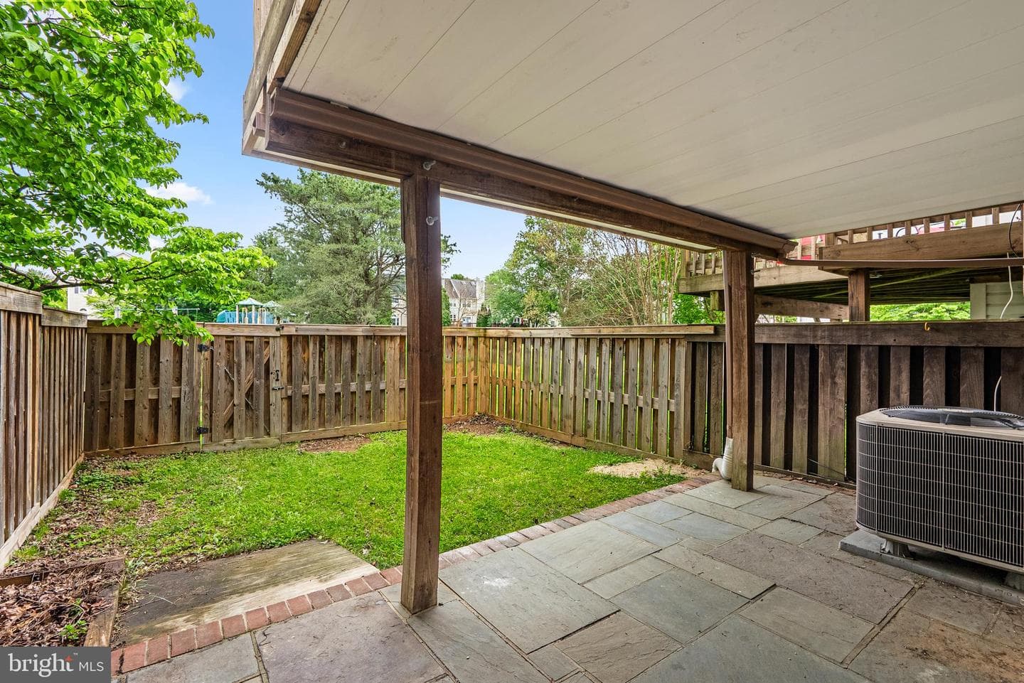 8723 Delcris Drive photo 23