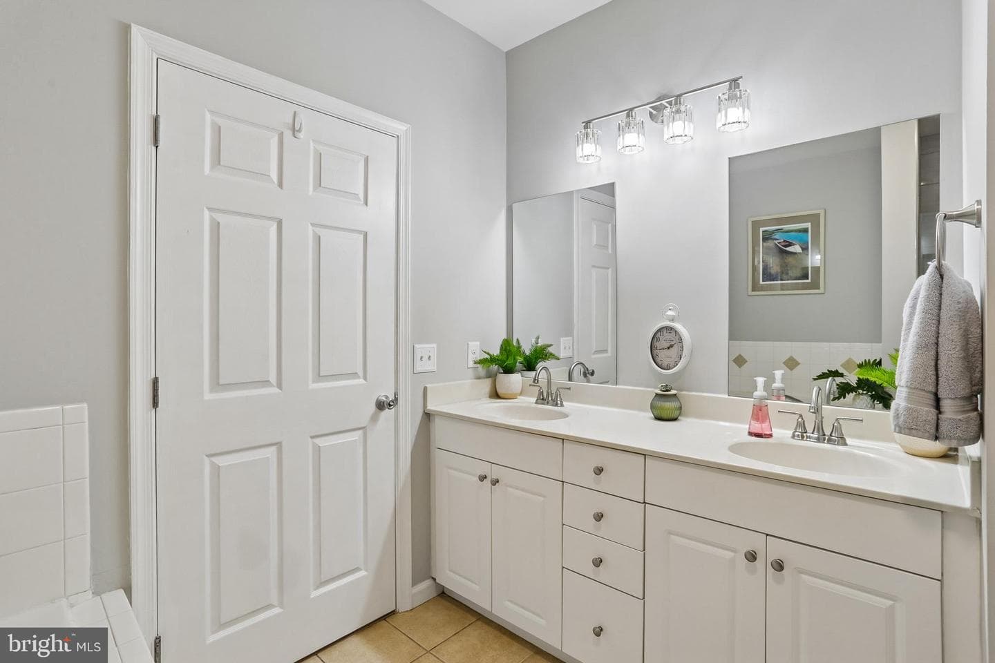 31 Booth Street #b56 photo 17