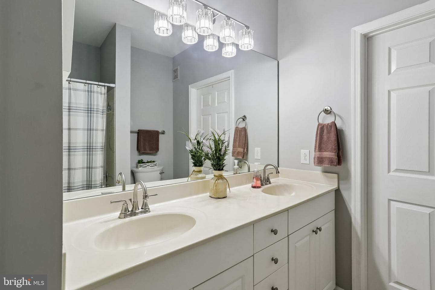 31 Booth Street #b56 photo 20