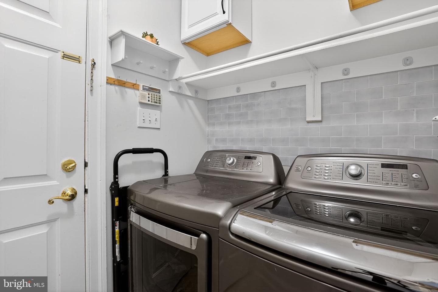 21104 Hickory Forest Way photo 21