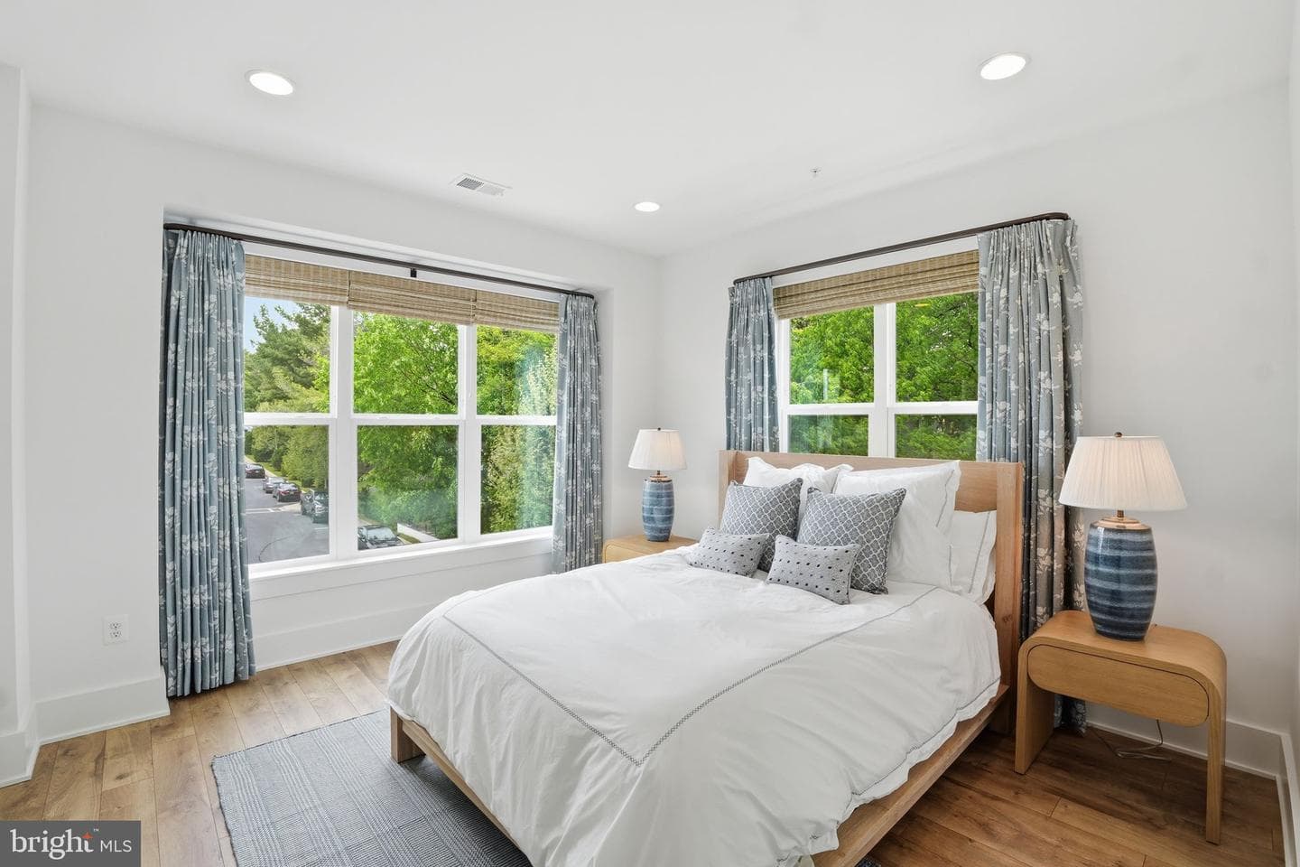 11400 Emerald Park Road photo 23