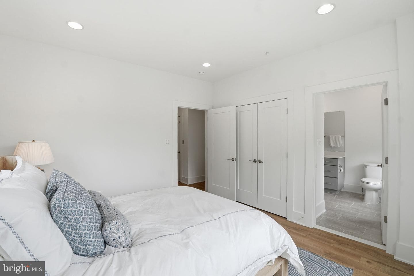 11400 Emerald Park Road photo 26