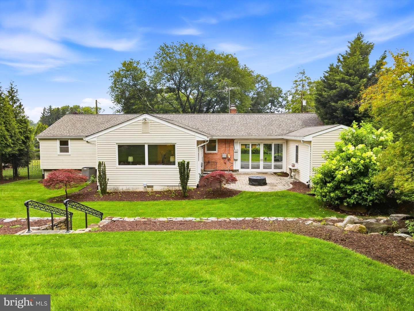 2508 Redmiles Drive photo 34