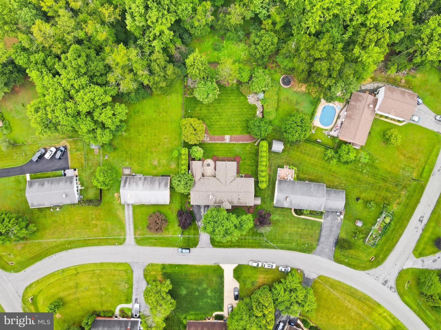 2508 Redmiles Drive photo 42