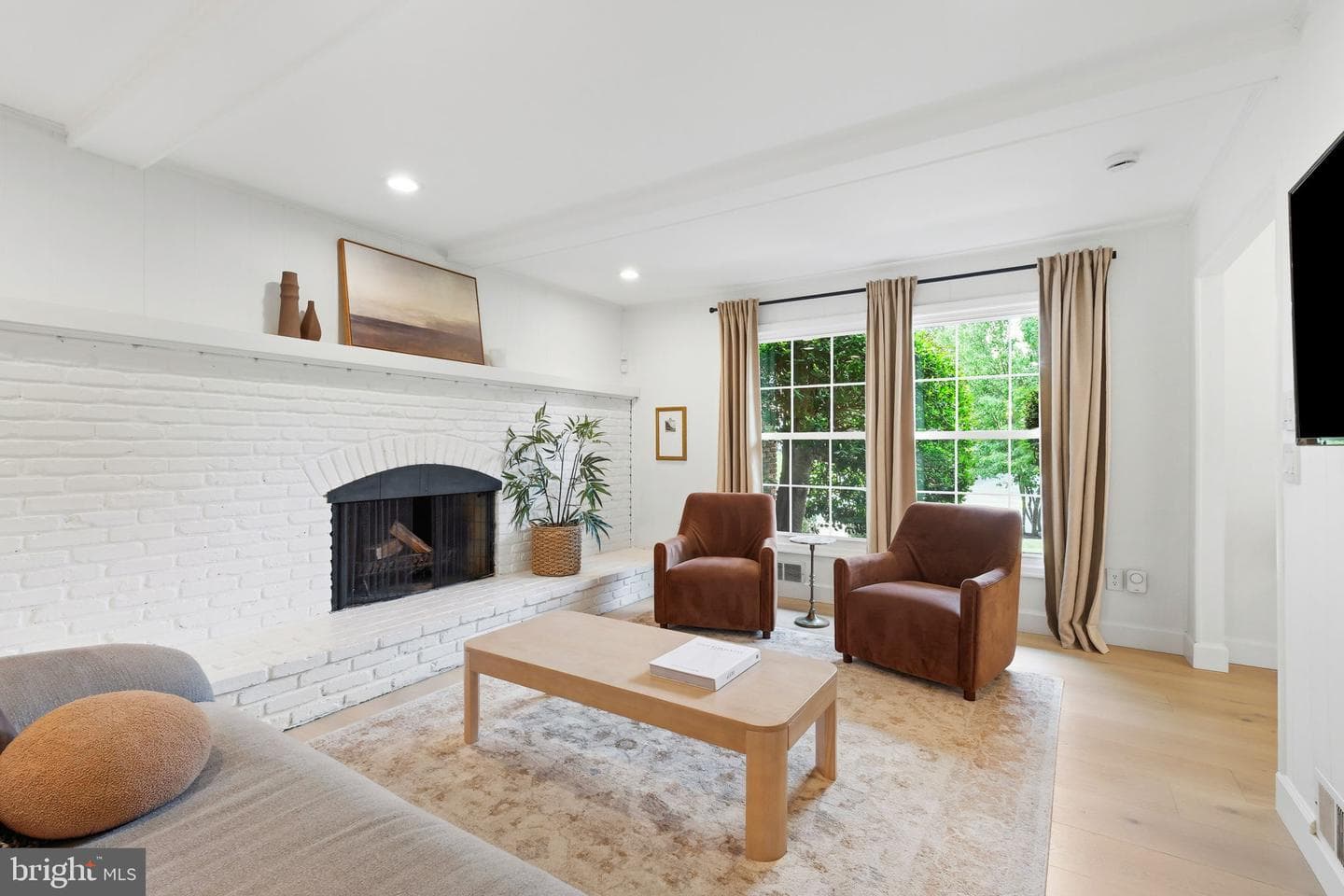 10900 Gainsborough Road photo 16