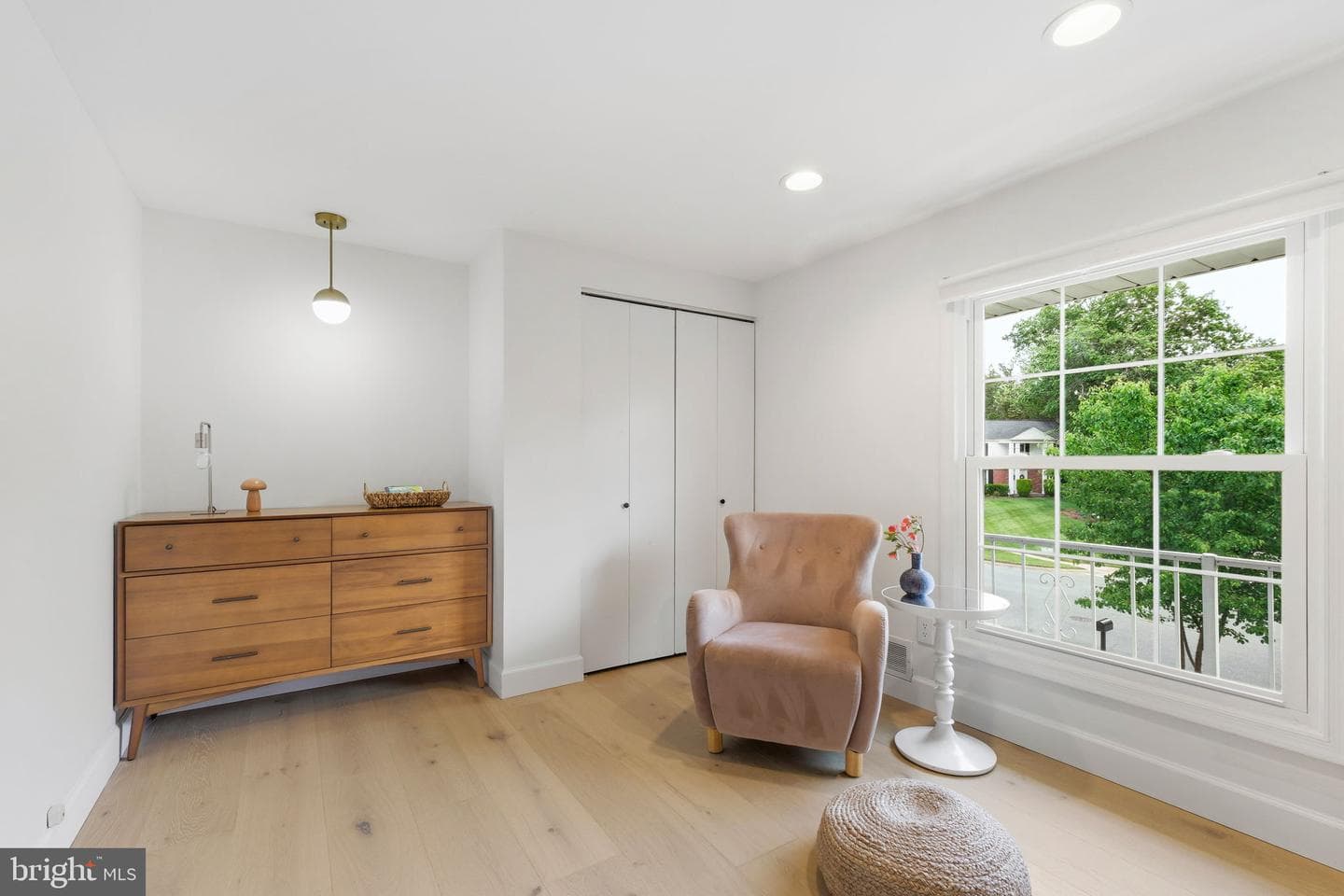 10900 Gainsborough Road photo 33