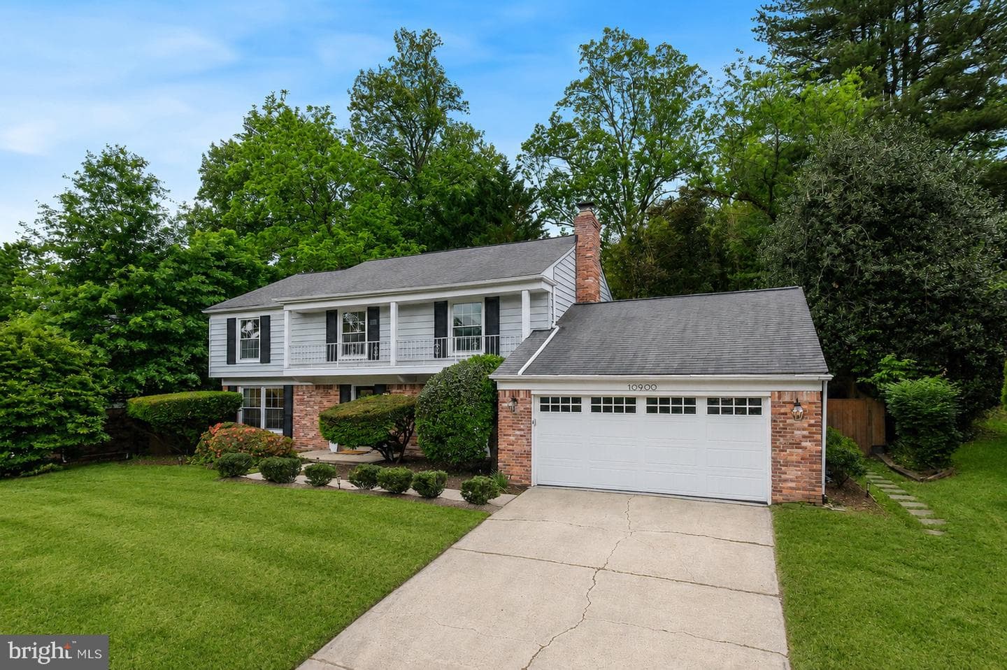 10900 Gainsborough Road photo 40