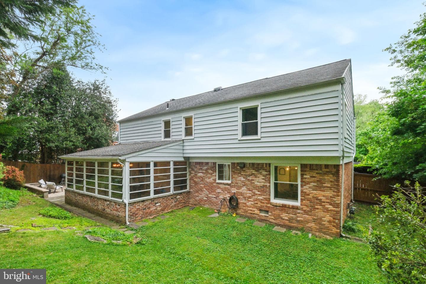 10900 Gainsborough Road photo 42