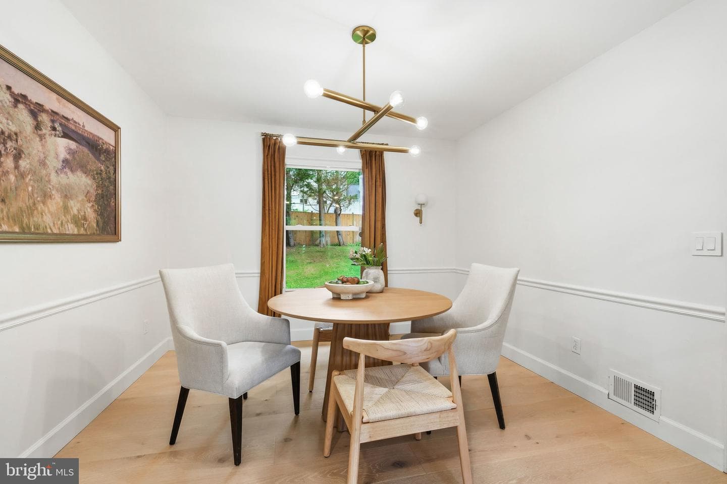10900 Gainsborough Road photo 8