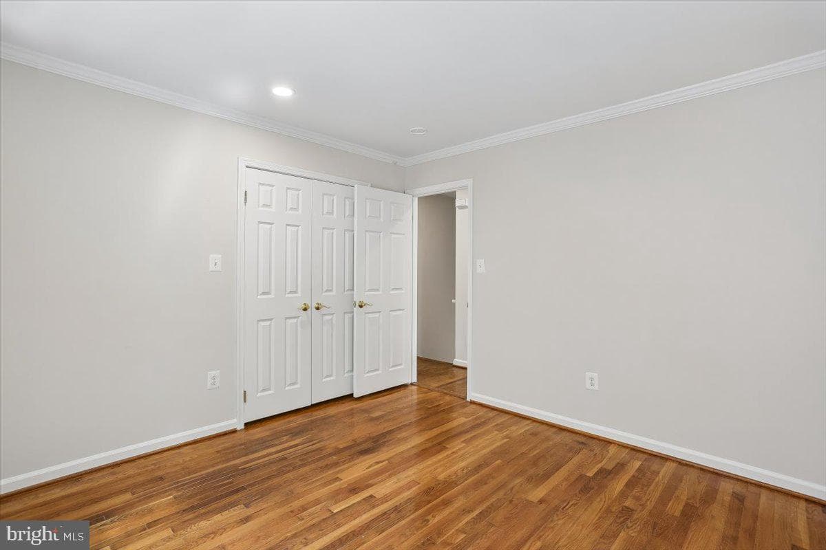 11427 Bedfordshire Avenue photo 52