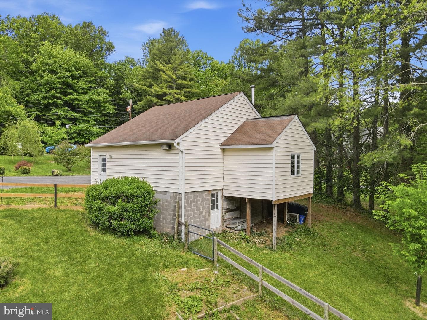 26135 Viewland Dr photo 59