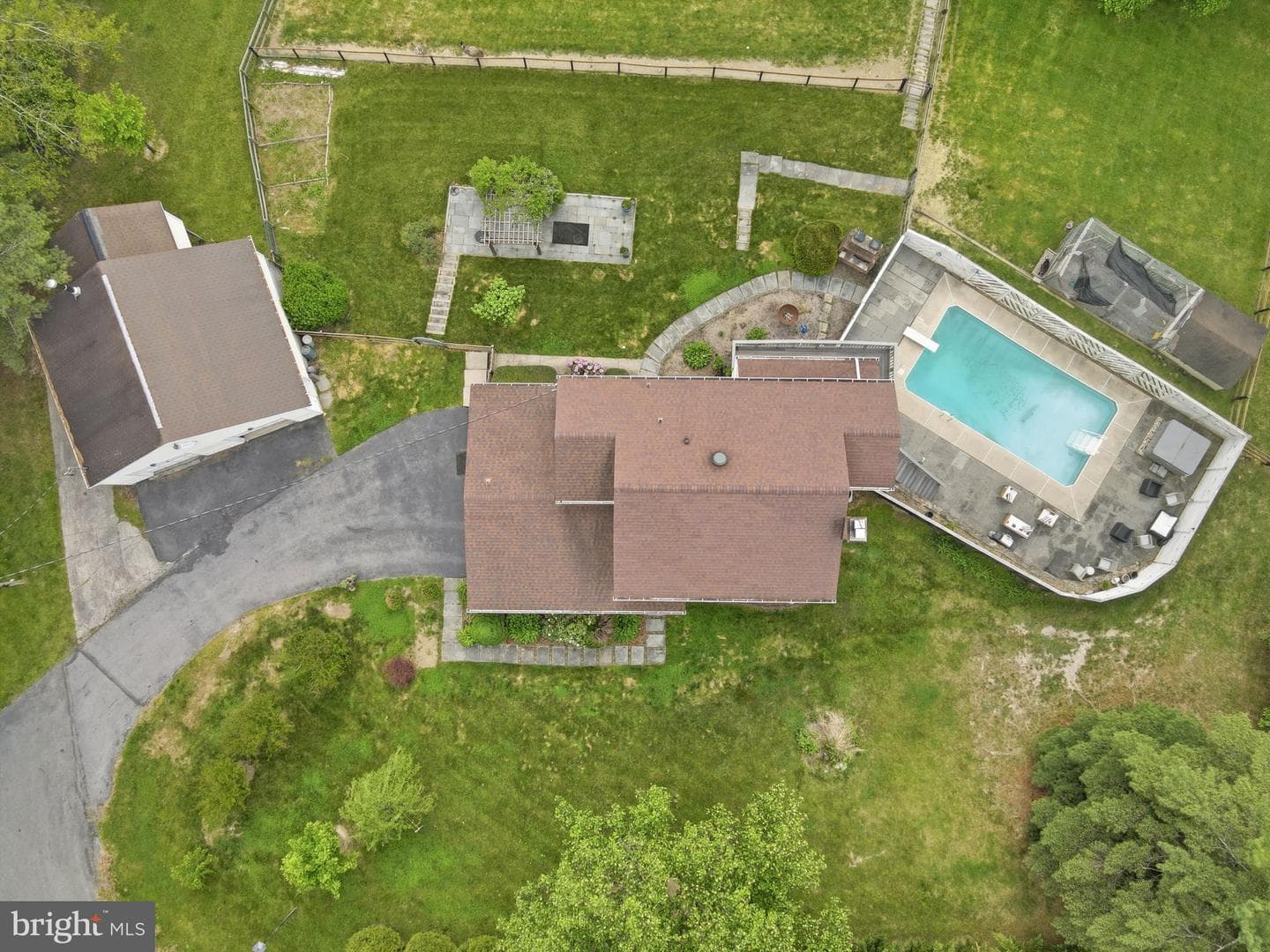 26135 Viewland Dr photo 60