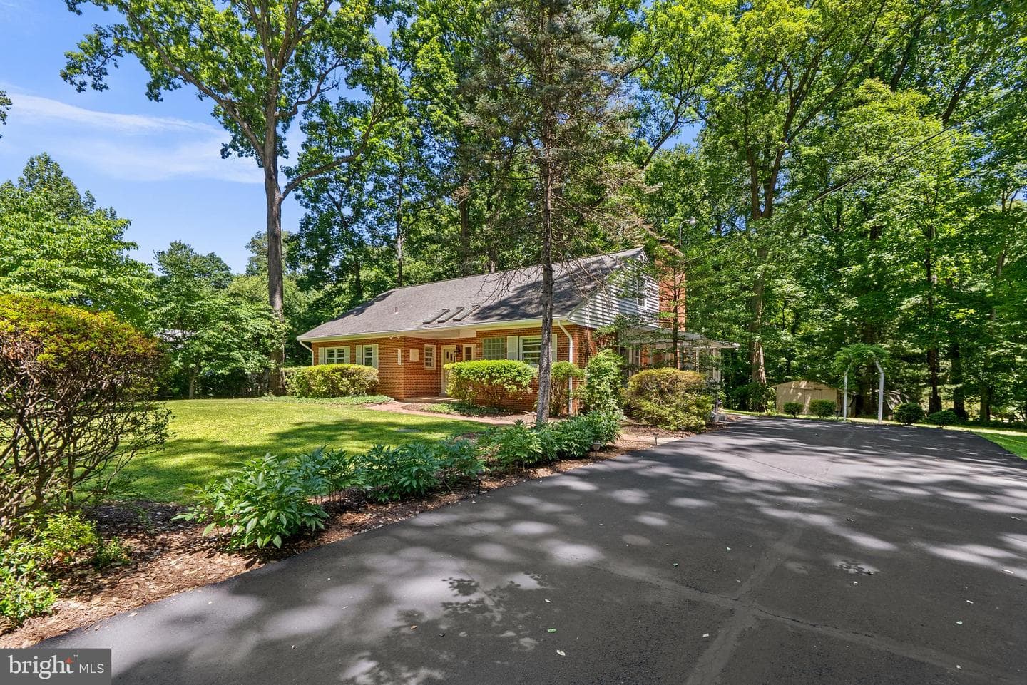 14221 Hi Wood Drive photo 3