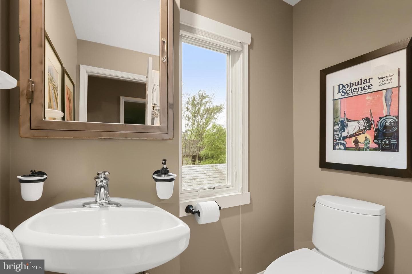 130 Grant Avenue photo 48