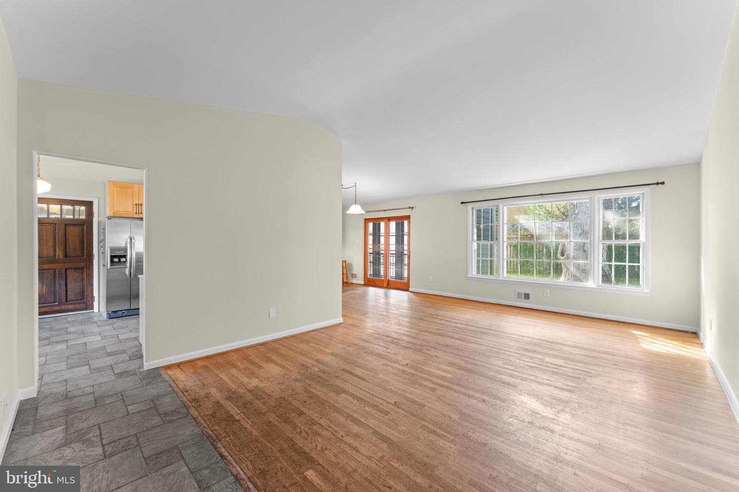 13100 Hathaway Drive photo 9