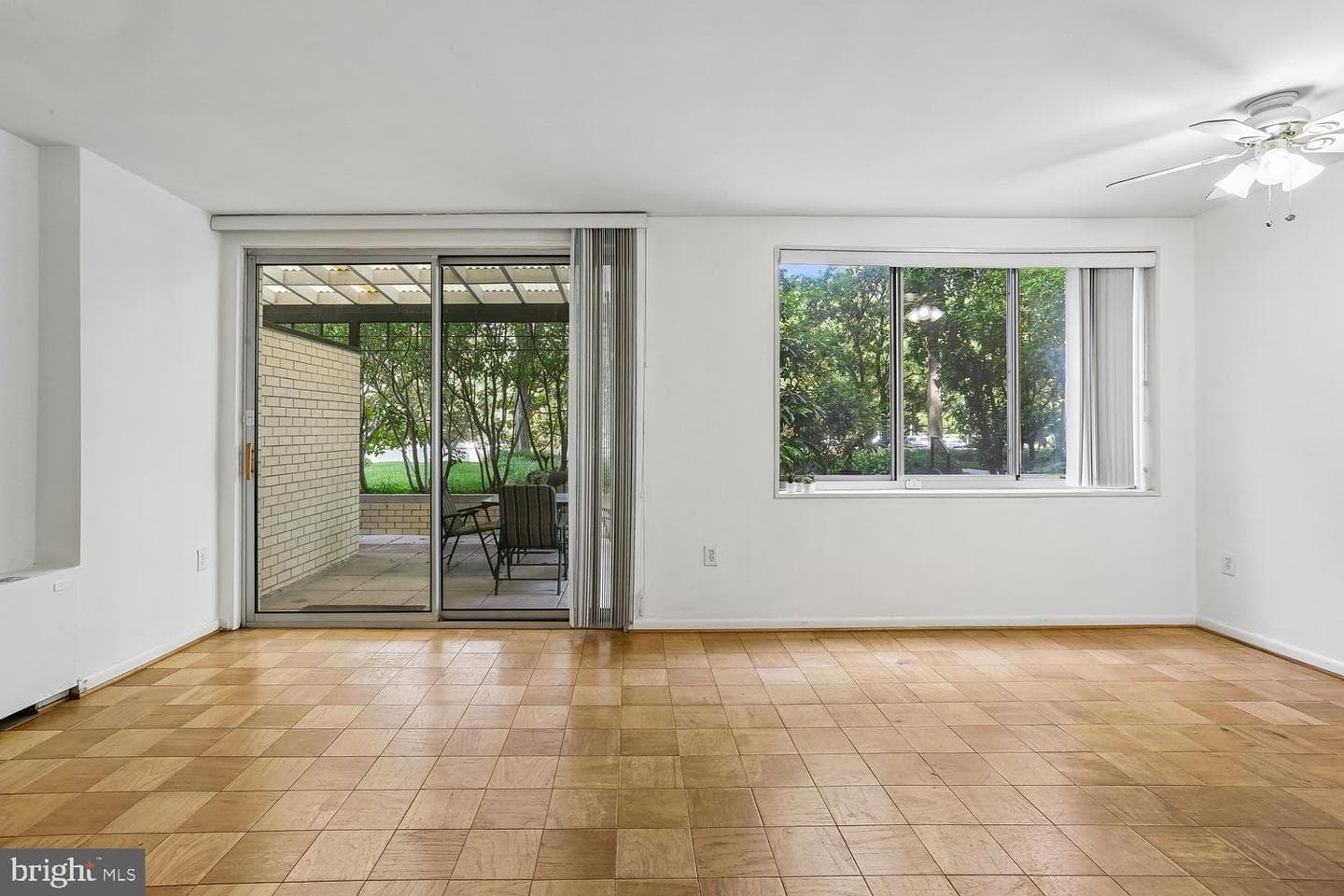 10401 Grosvenor Place #324 photo 16