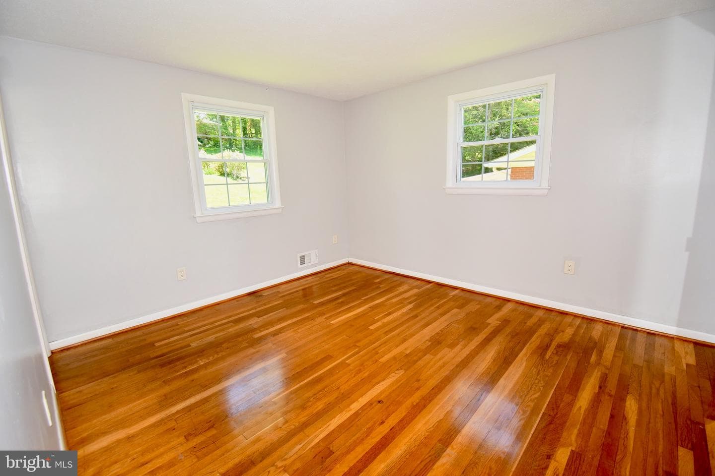 11404 Soward Drive photo 32