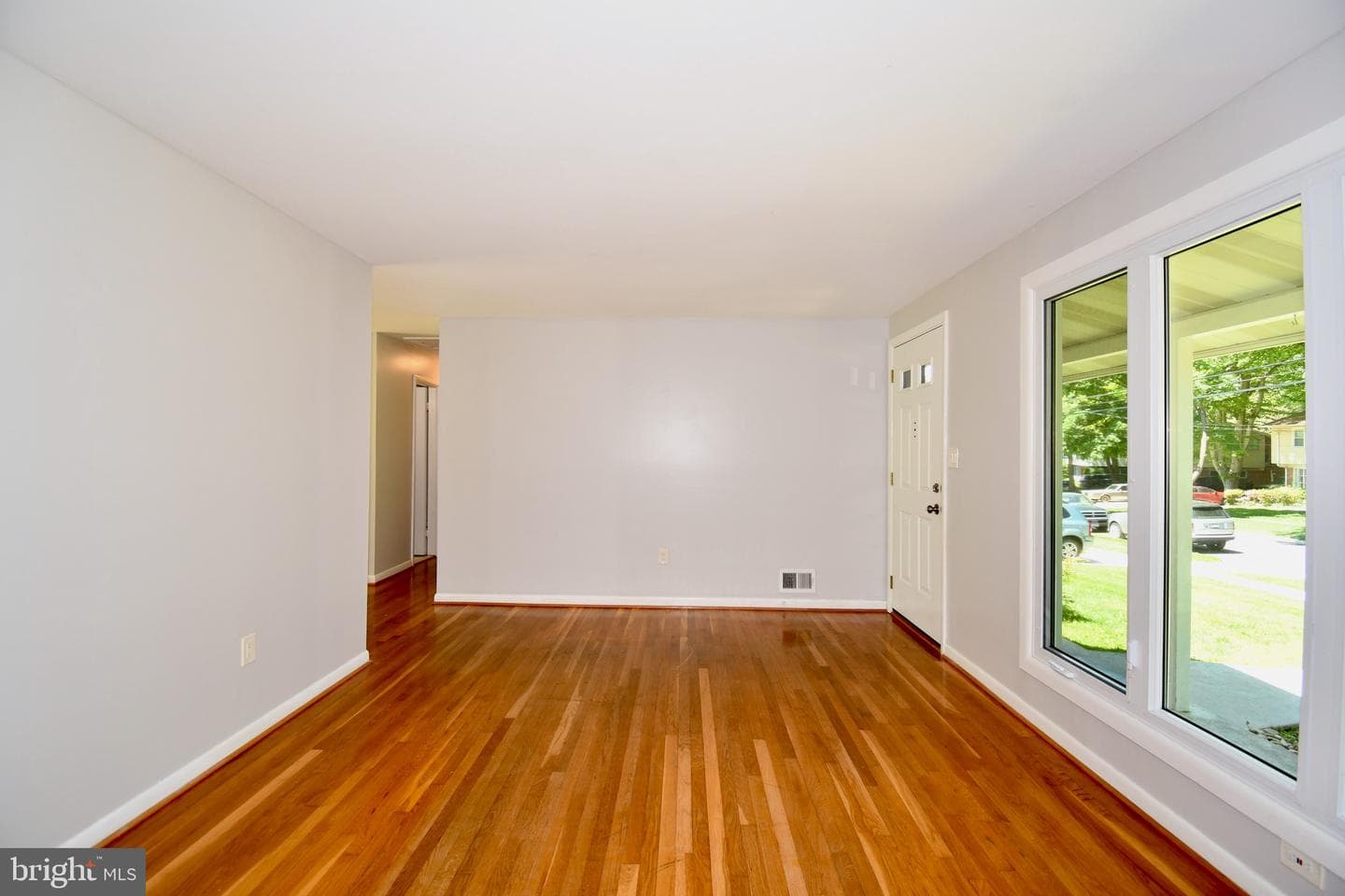 11404 Soward Drive photo 8