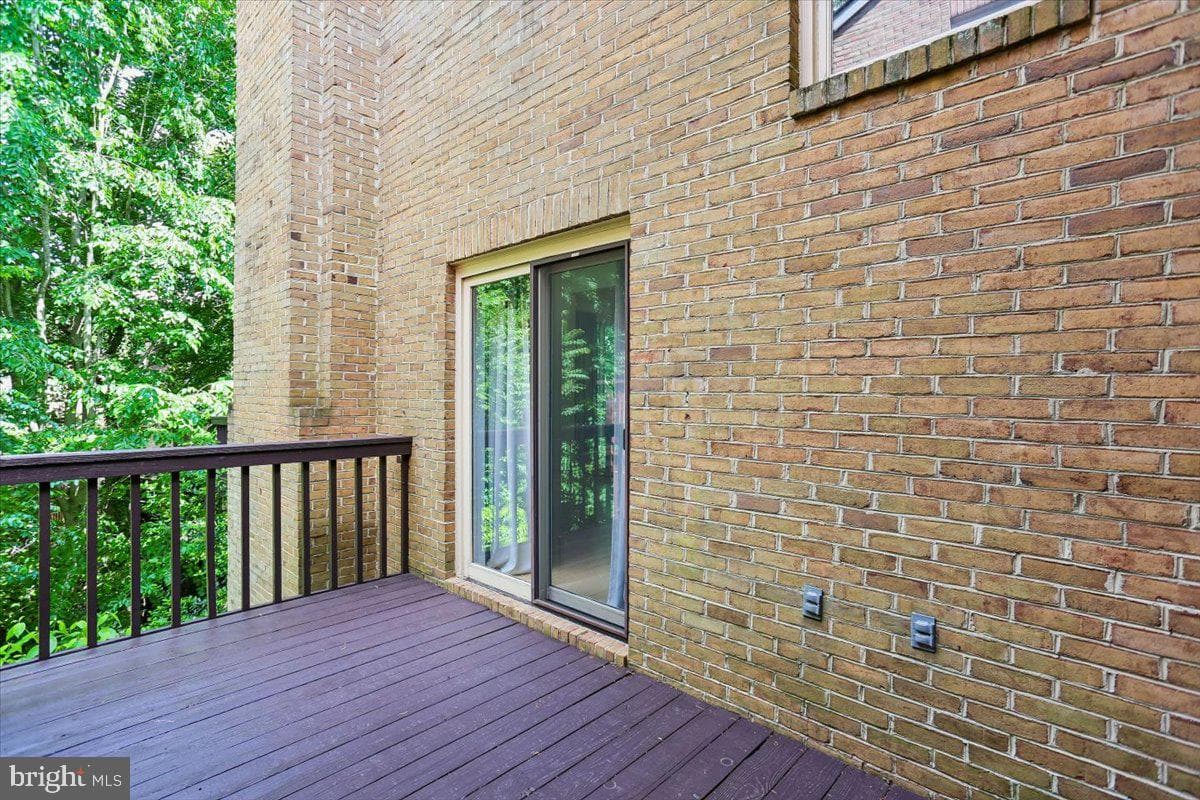 6113 Goldtree Way photo 29