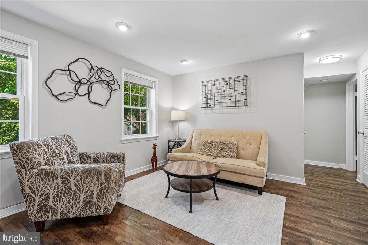2222 Washington Avenue #101 photo 4