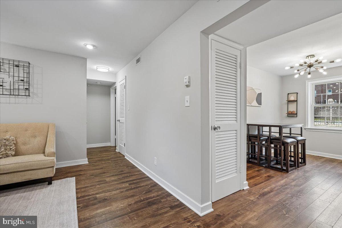 2222 Washington Avenue #101 photo 6