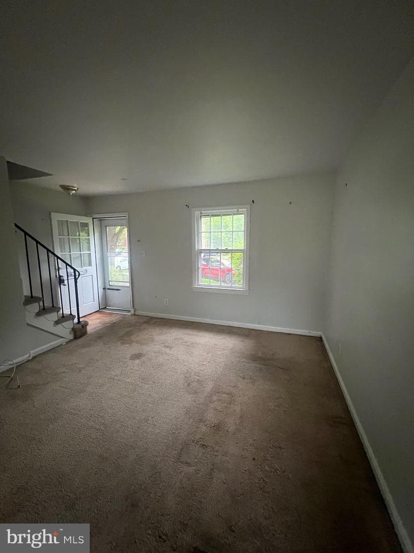 1760 E West Highway #1760 photo 4
