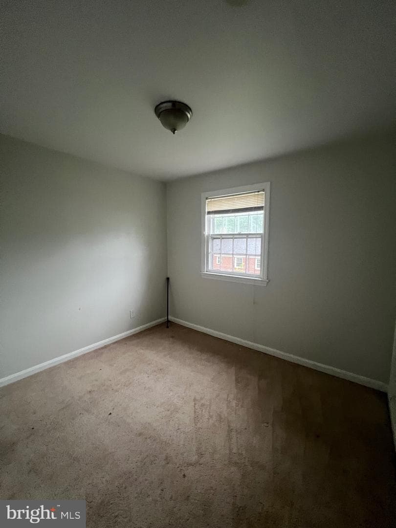 1760 E West Highway #1760 photo 9
