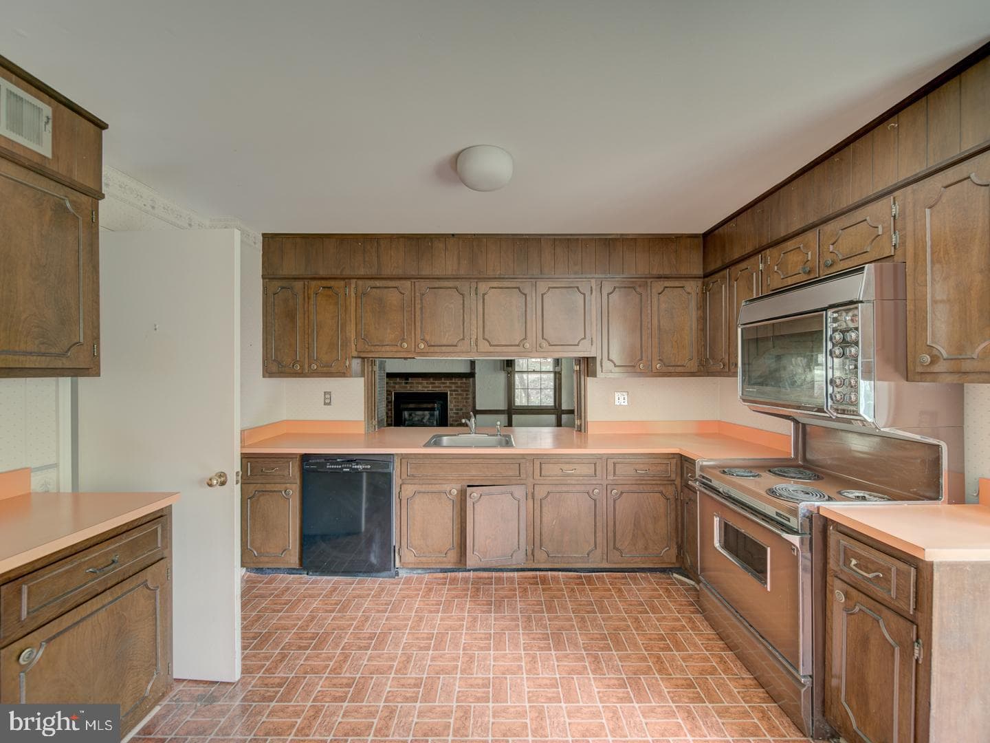 15313 Basswood Court photo 39
