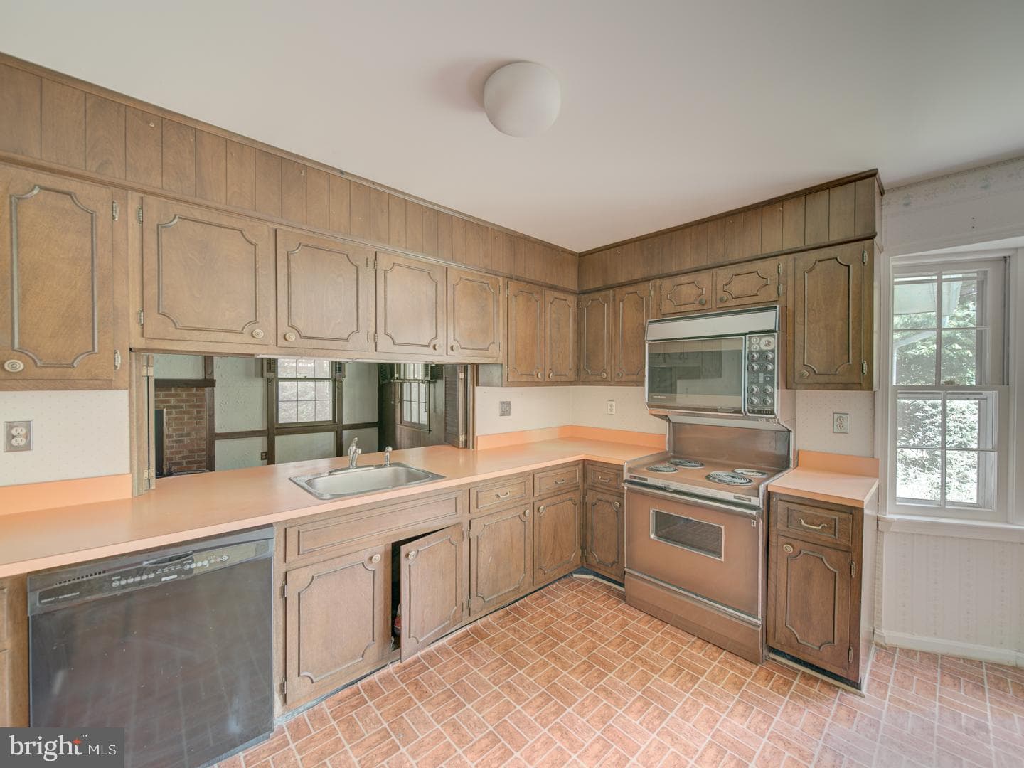 15313 Basswood Court photo 40