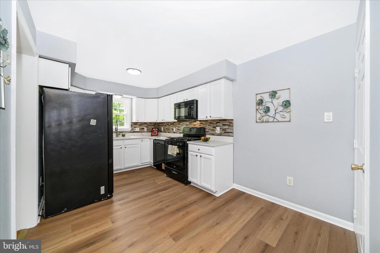 713 Seek Lane photo 9